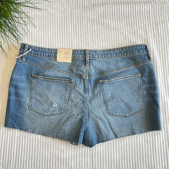 Universal thread high- rise denim shorts - Picture 13 of 13